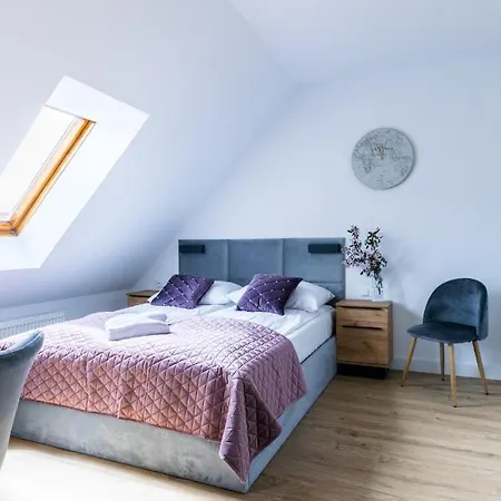 Апартаменты Krupowki 48b *